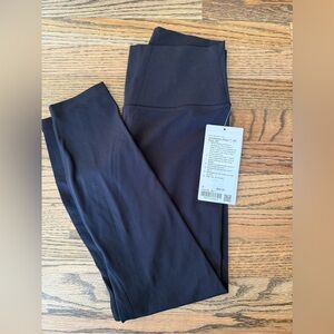 BNWT lululemon align HR pant/legging 25” size 8